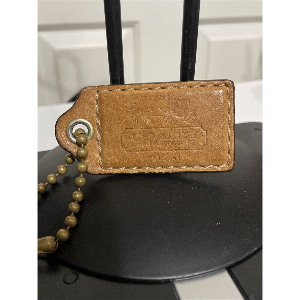 Coach Vintage Bleecker Collection Tan Leather 3" Hangtag